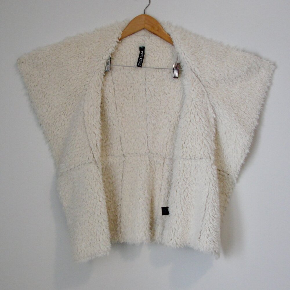 Faux Fur Vest Sherpa Tan Cream Open Front Design Lab Lord & Taylor Size XS - Picture 9 of 12